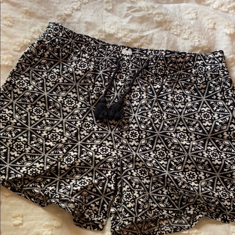 Pattern shorts
